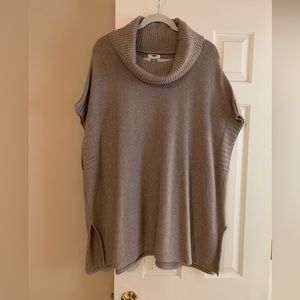 Old Navy Turleneck Poncho Sweater Size M-L